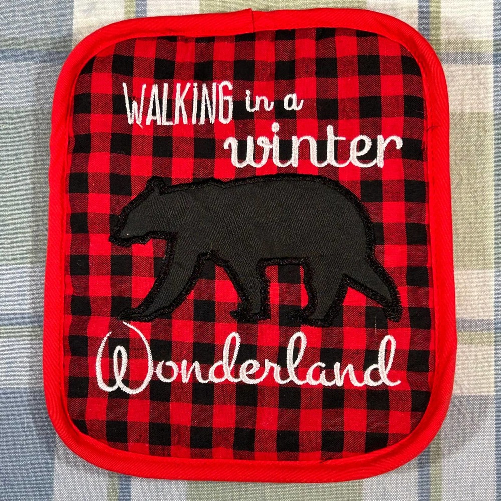 Tramar Walking in A Winter Wonderland Pot Holder Bear Red Plaid 8.5" x 7"